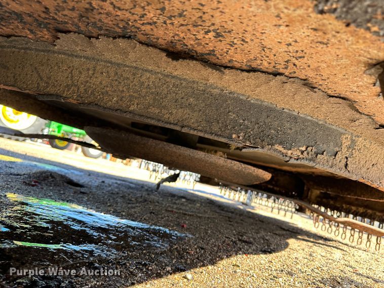 image for item LT9496 2011 Land Pride RCB6615  batwing rotary mower