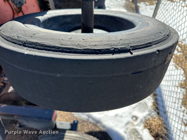 image for item LT9496 2011 Land Pride RCB6615  batwing rotary mower