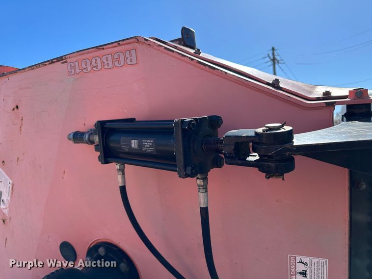 image for item LT9497 2011 Land Pride RCB6615  batwing rotary mower