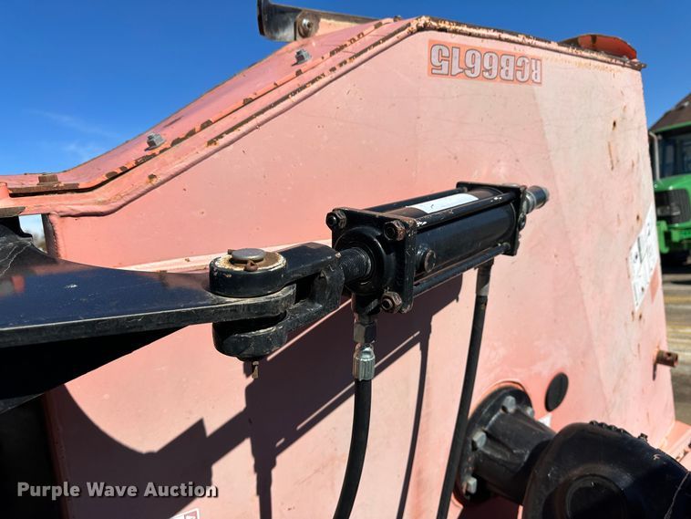 image for item LT9497 2011 Land Pride RCB6615  batwing rotary mower