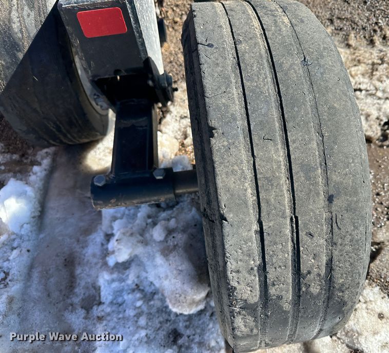 image for item LT9497 2011 Land Pride RCB6615  batwing rotary mower