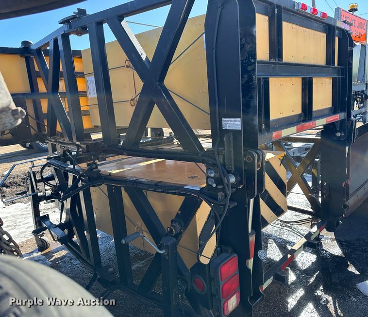 image for item LT9498 Energy Absorbtion Systems  crash attenuator