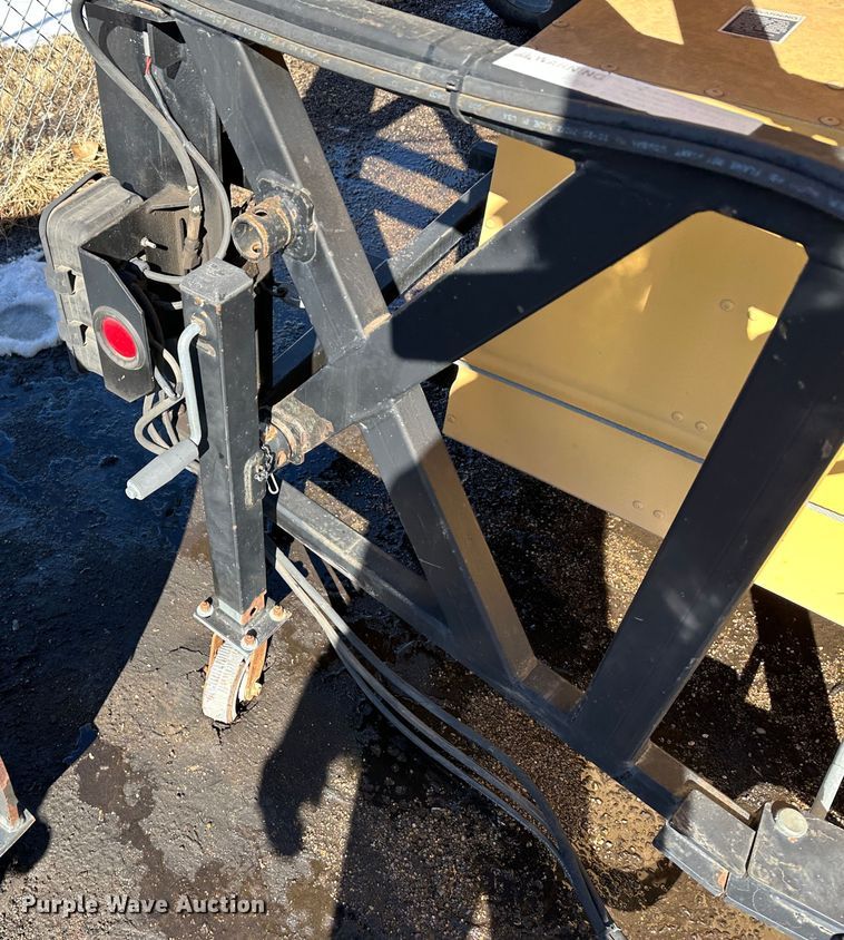 image for item LT9498 Energy Absorbtion Systems  crash attenuator