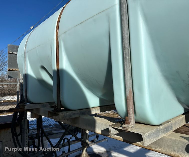 image for item LT9501 1998 Force America  salt brine tank