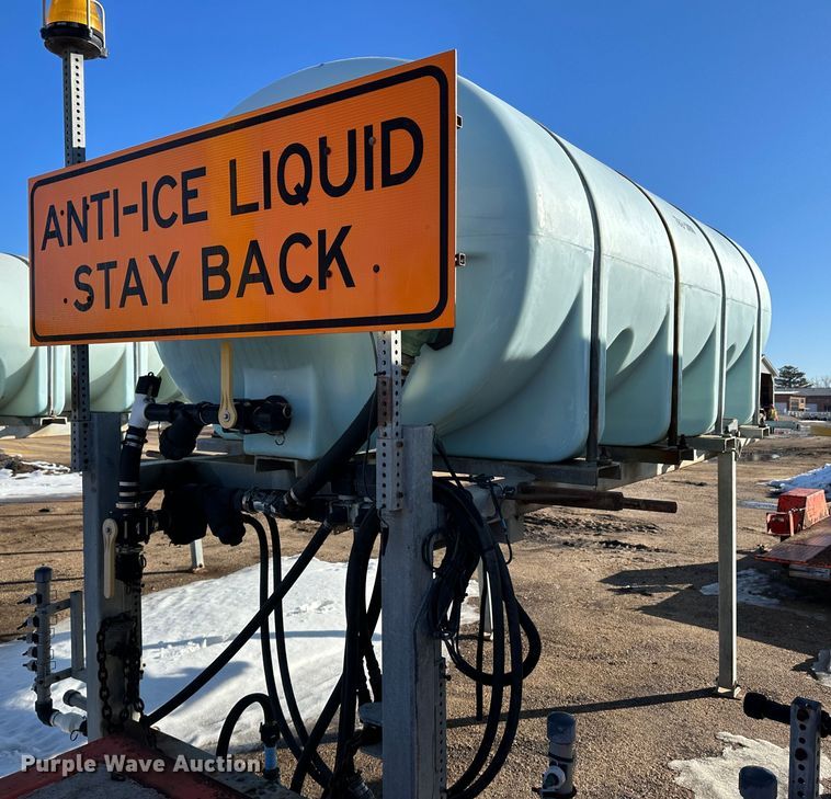 image for item LT9501 1998 Force America  salt brine tank