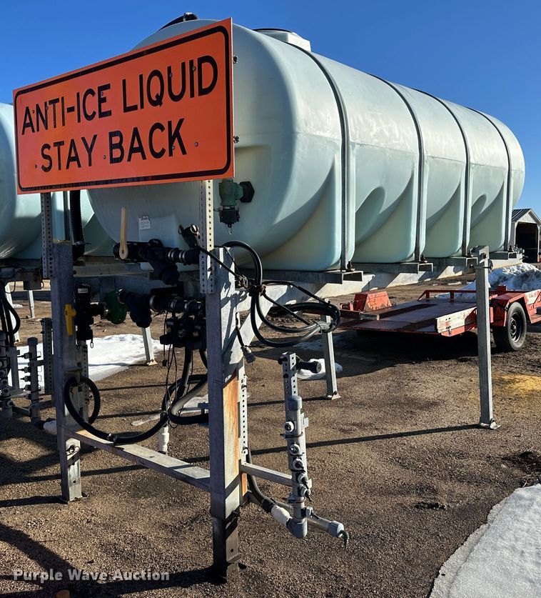 image for item LT9502 1998 Force America  salt brine tank