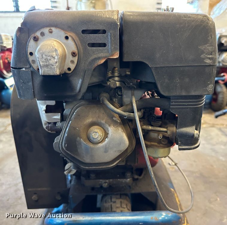 image for item LT9513 Puma TUE8008GE  air compressor