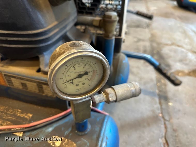 image for item LT9513 Puma TUE8008GE  air compressor