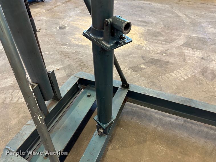 image for item LT9524 Walker 93805  engine hoist