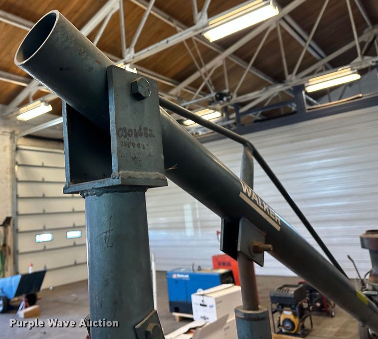 image for item LT9524 Walker 93805  engine hoist