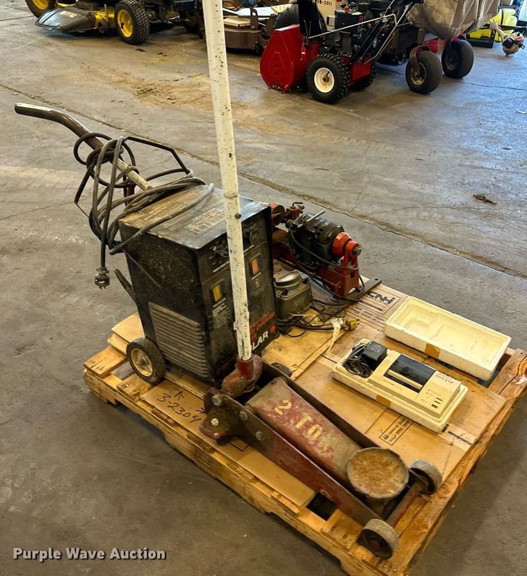 image for item LT9527 Tools