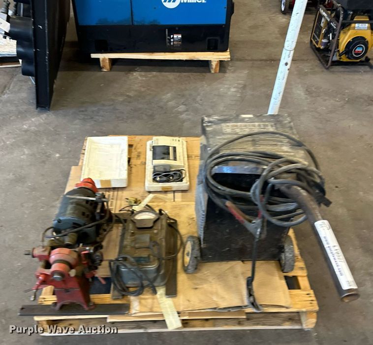 image for item LT9527 Tools