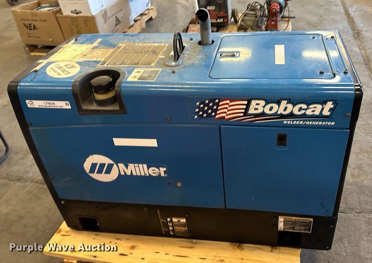 image for item LT9528 2008 Miller Bobcat 250  welder/generator