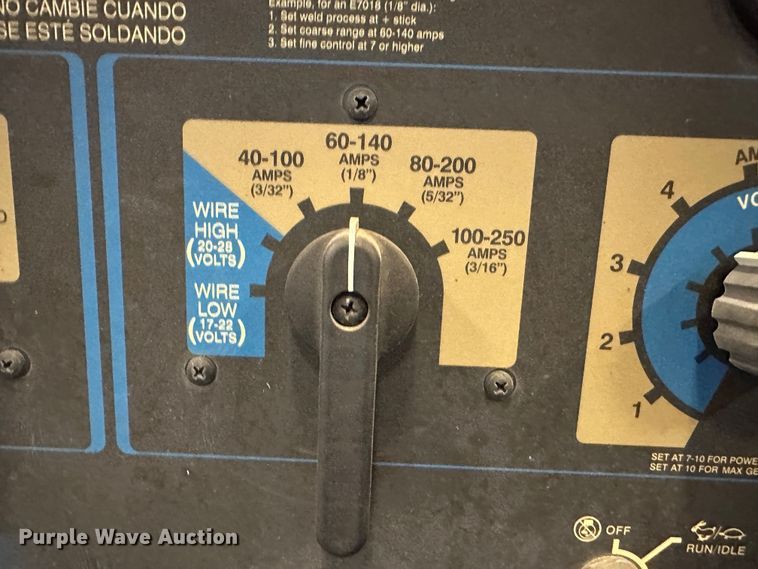 image for item LT9528 2008 Miller Bobcat 250  welder/generator