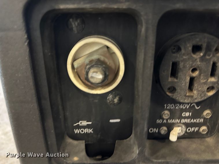 image for item LT9528 2008 Miller Bobcat 250  welder/generator