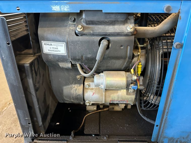 image for item LT9528 2008 Miller Bobcat 250  welder/generator