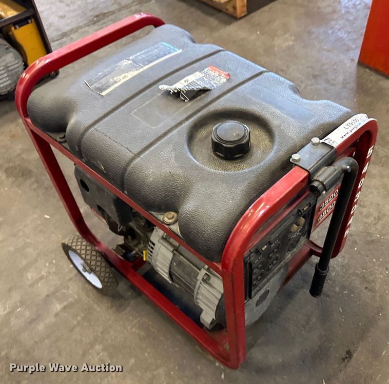 image for item LT9530 2005 Briggs & Stratton 0302-3500W  generator