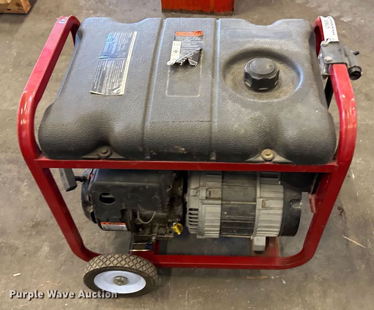 image for item LT9530 2005 Briggs & Stratton 0302-3500W  generator