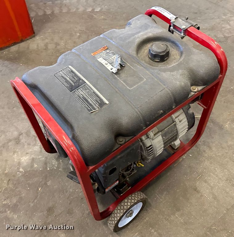 image for item LT9530 2005 Briggs & Stratton 0302-3500W  generator