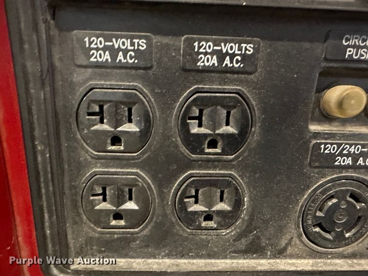 image for item LT9530 2005 Briggs & Stratton 0302-3500W  generator