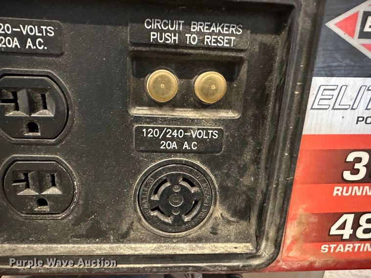 image for item LT9530 2005 Briggs & Stratton 0302-3500W  generator