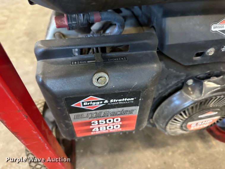 image for item LT9530 2005 Briggs & Stratton 0302-3500W  generator