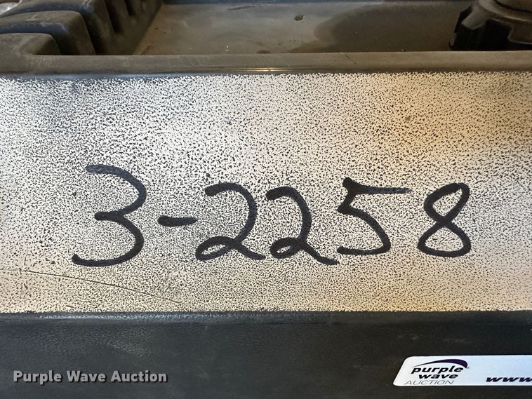 image for item LT9531 2010 Robin RGD2500  generator