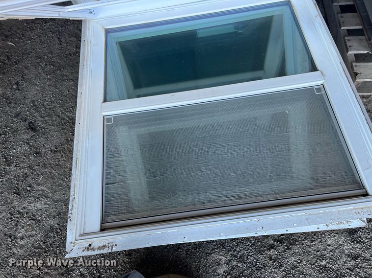 image for item MD9541 (4) windows