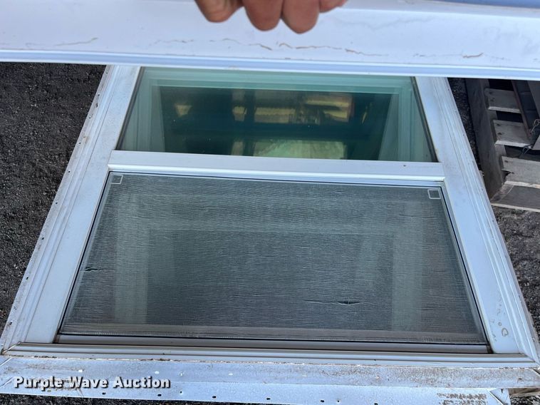 image for item MD9541 (4) windows