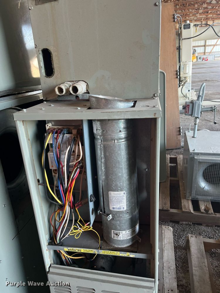 image for item MD9542 (6) Trane XR80 furnaces