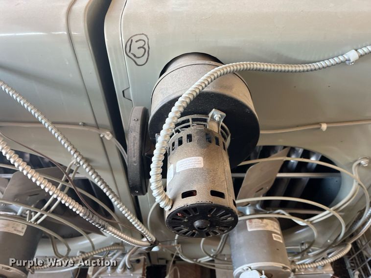 image for item MD9544 (3) Modine PDP250AE0130SBAN furnaces