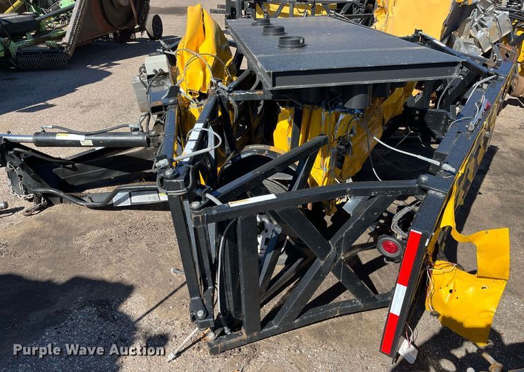 2020 Trinity SafeStop crash attenuator trailer in Hutchinson, KS