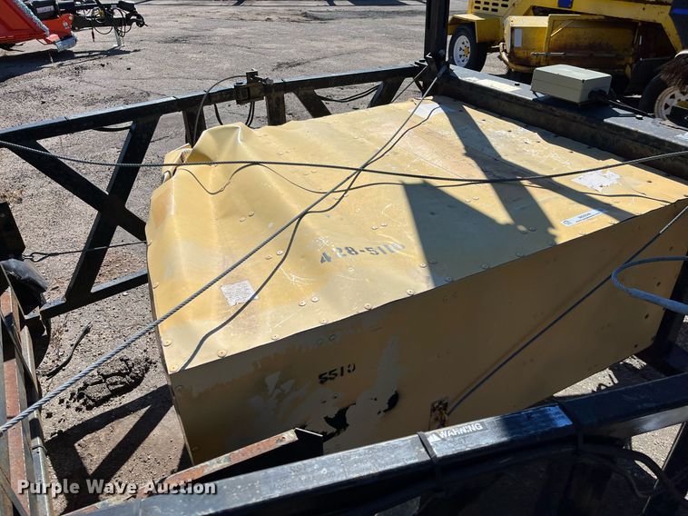 image for item MD9548 2006 Trinity Safe-Stop TMA9000  crash attenuator trailer