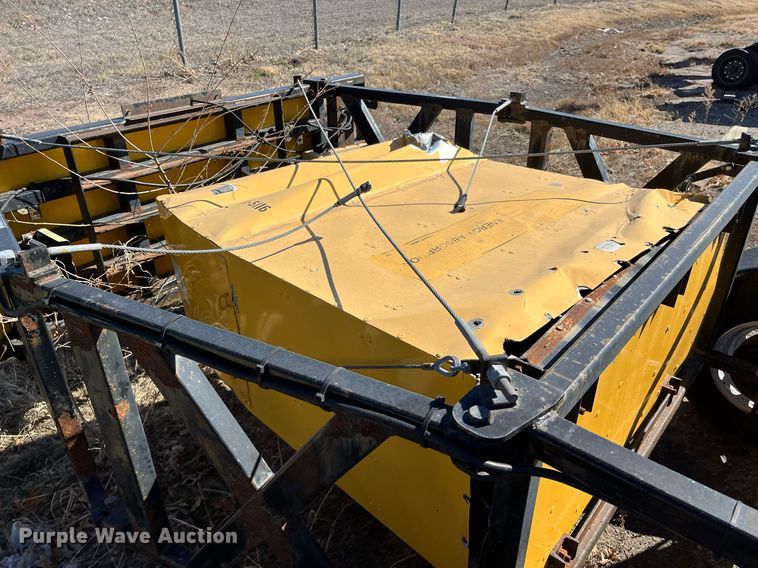 image for item MD9548 2006 Trinity Safe-Stop TMA9000  crash attenuator trailer