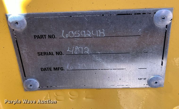 image for item MD9548 2006 Trinity Safe-Stop TMA9000  crash attenuator trailer