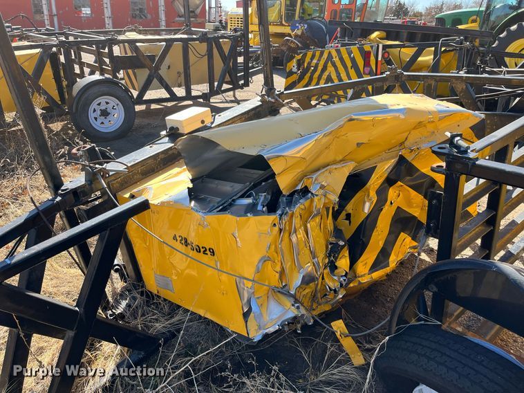 image for item MD9549 2008 Trinity Safe-Stop TMA9000  crash attenuator trailer