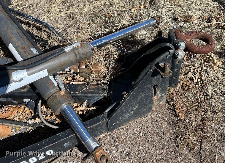 image for item MD9549 2008 Trinity Safe-Stop TMA9000  crash attenuator trailer