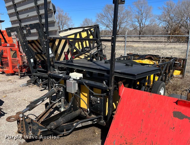 image for item MD9551 2012 Trinity Safe-Stop TMA9000  crash attenuator trailer