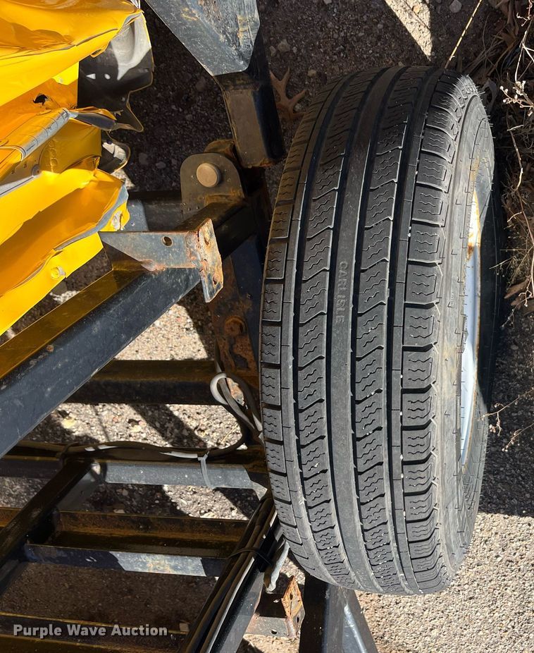 image for item MD9551 2012 Trinity Safe-Stop TMA9000  crash attenuator trailer