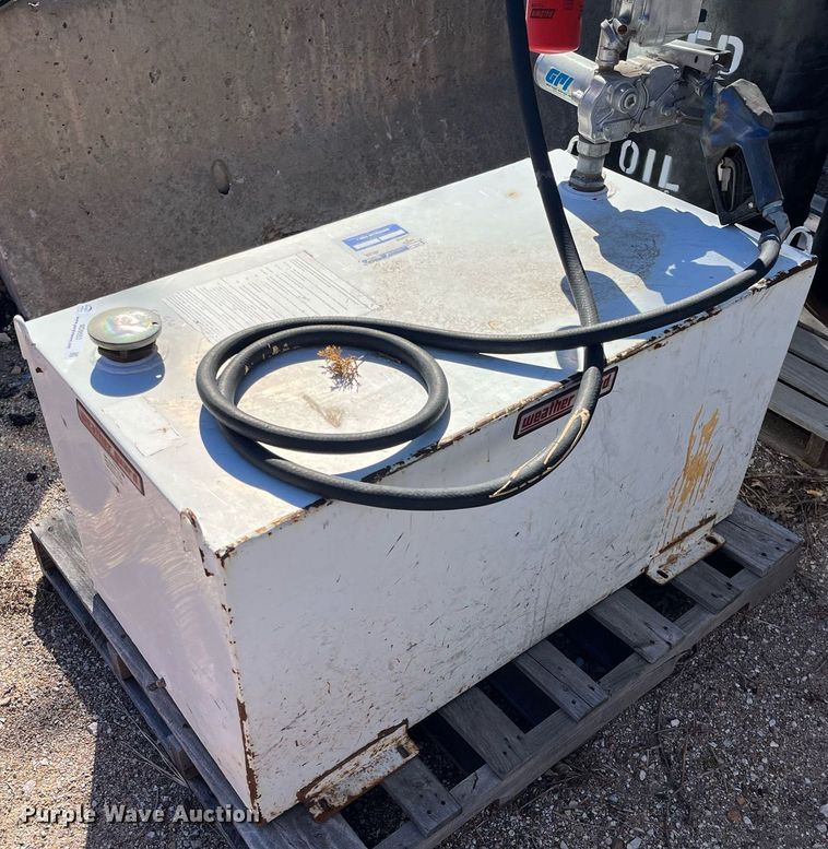 image for item MD9553 Weatherguard auxiliary fuel tank