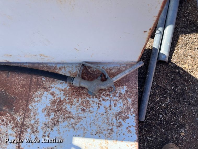 image for item MD9557 Weatherguard  L-shaped auxiliary fuel tank