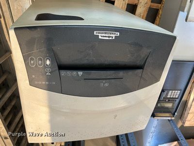 image for item MD9559 Office equipment