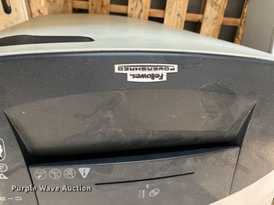 image for item MD9559 Office equipment