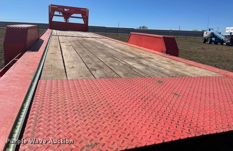 image for item DP3053 2020 P.J.  equipment trailer