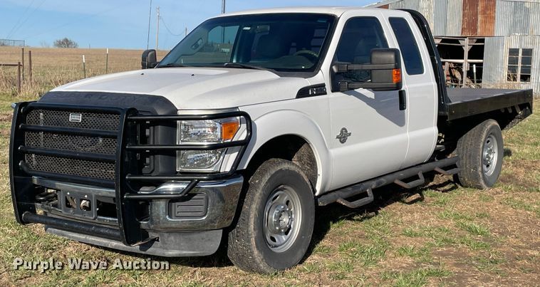 image for item DP3055 2012 Ford F250 Super Duty  SuperCab flatbed pickup truck