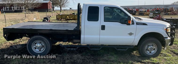 image for item DP3055 2012 Ford F250 Super Duty  SuperCab flatbed pickup truck