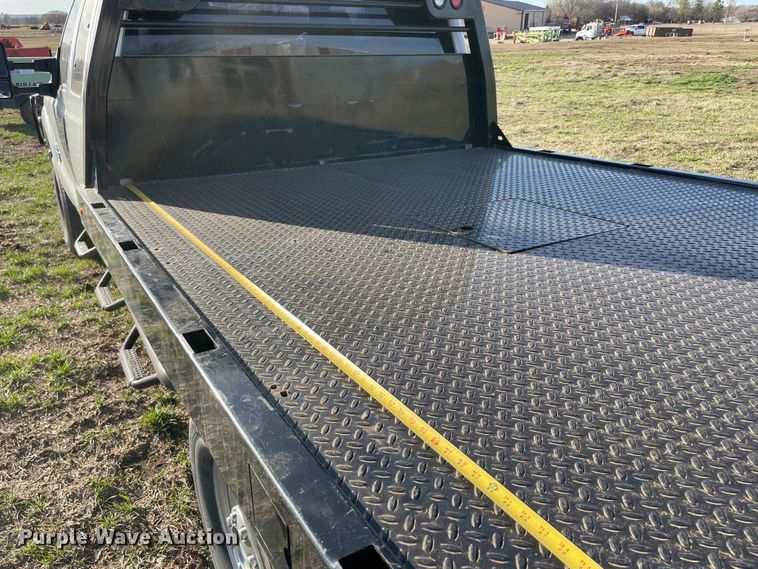 image for item DP3055 2012 Ford F250 Super Duty  SuperCab flatbed pickup truck