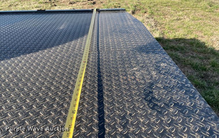 image for item DP3055 2012 Ford F250 Super Duty  SuperCab flatbed pickup truck