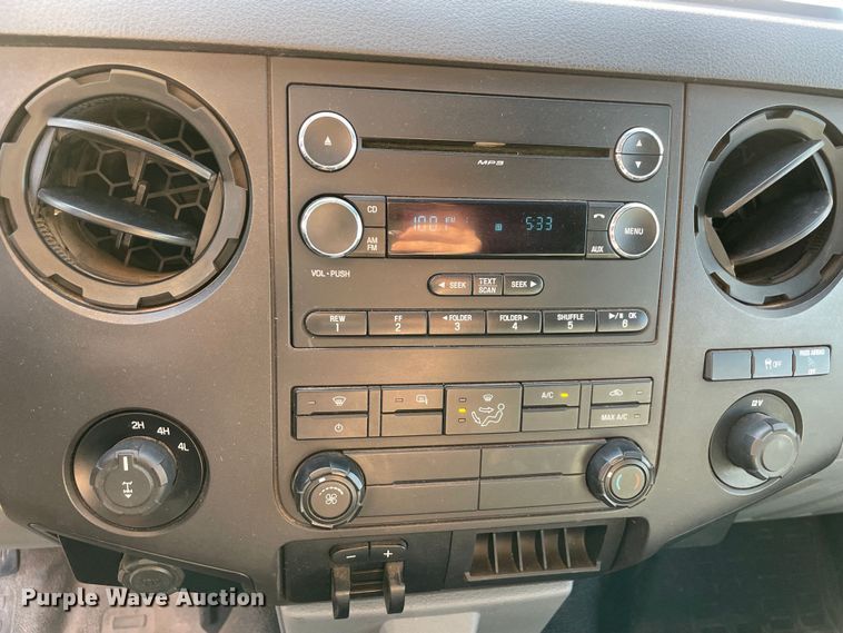 image for item DP3055 2012 Ford F250 Super Duty  SuperCab flatbed pickup truck