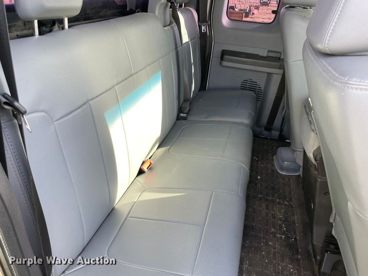 image for item DP3055 2012 Ford F250 Super Duty  SuperCab flatbed pickup truck